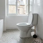 WC Bouch&eacute; qui d&eacute;borde &mdash; WC Bouch&eacute; qui d&eacute;borde &agrave; &Eacute;p&ocirc;ne (78680) &middot; image &agrave; la une